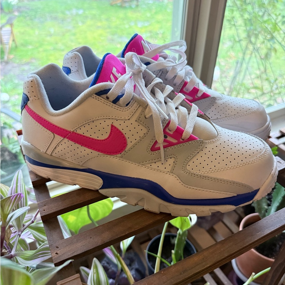 Nike White and Pink Sneakers